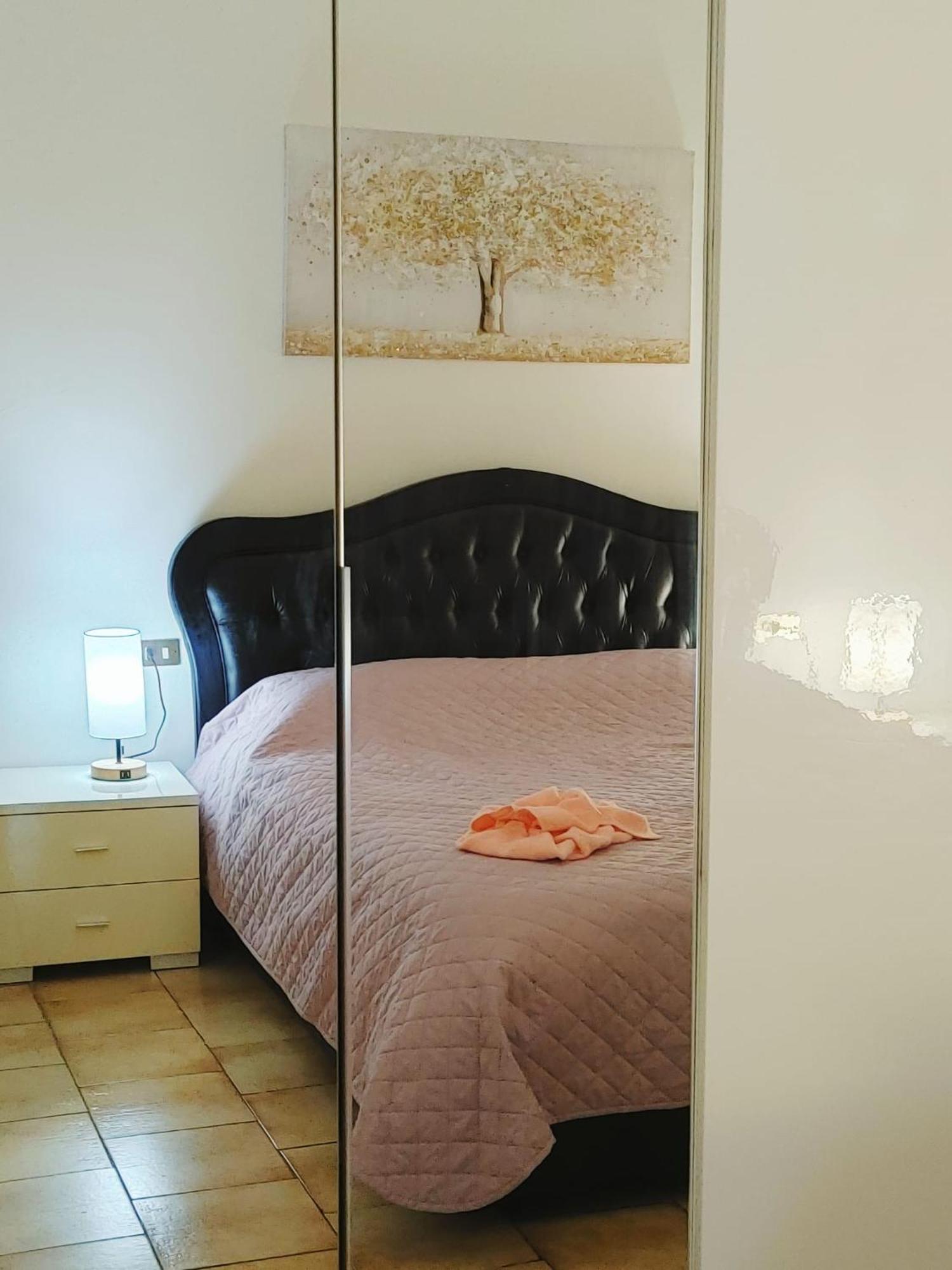 Mazzini Apartment - The V Collection Turate Ngoại thất bức ảnh