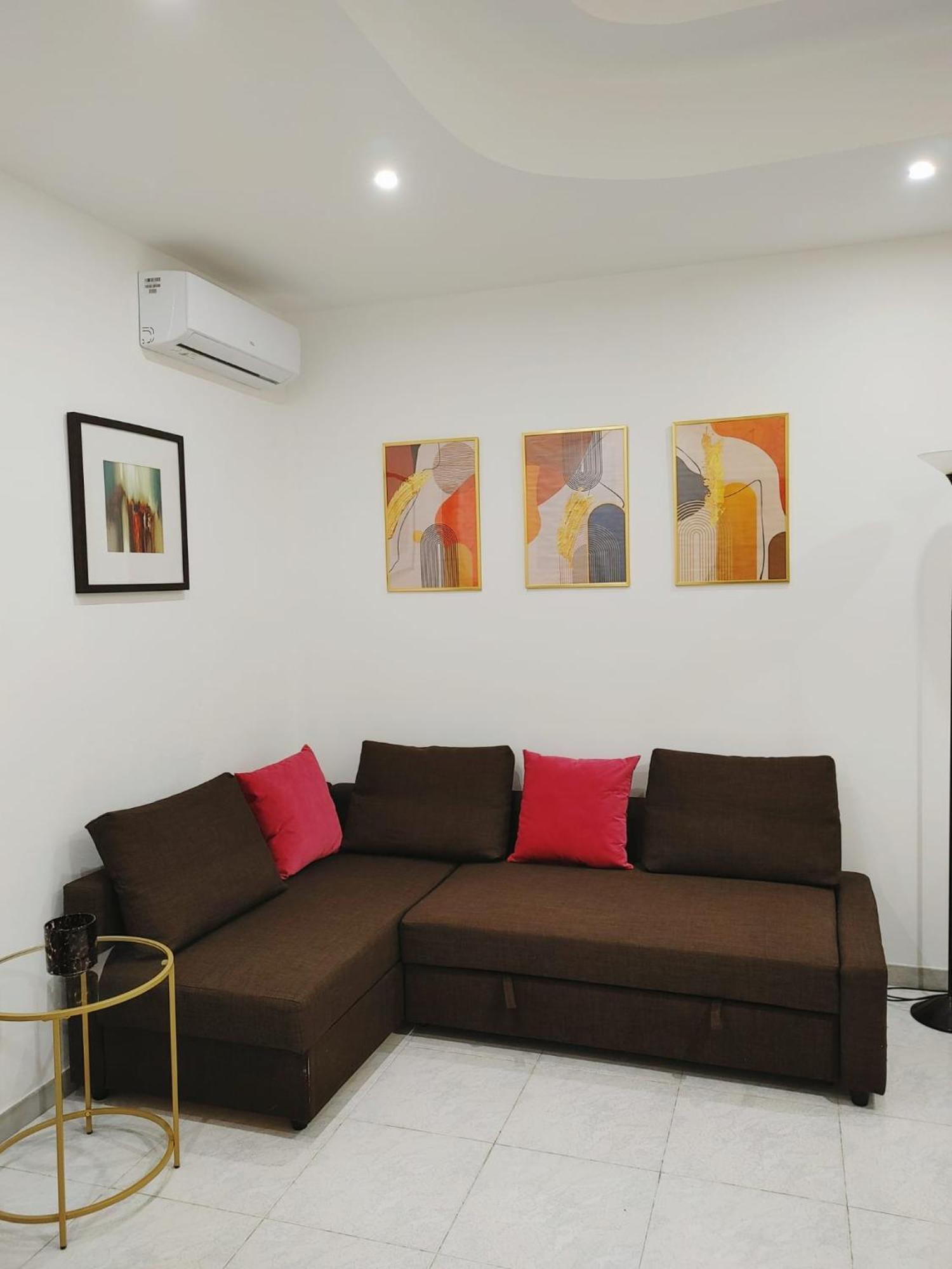 Mazzini Apartment - The V Collection Turate Ngoại thất bức ảnh
